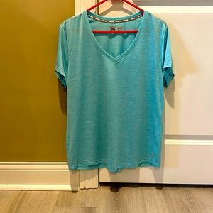 Reebok women’s dry fit athletic shirt